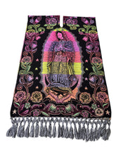 Cargar imagen en el visor de la galería, Gabán Virgen de Guadalupe