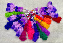 Cargar imagen en el visor de la galería, Pompones surtidos