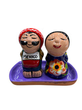 Cargar imagen en el visor de la galería, Juego amor a la Mexicana, salero y pimentero