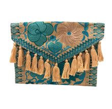 Cargar imagen en el visor de la galería, Carteras bordadas bicolor