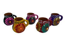 Cargar imagen en el visor de la galería, Tequileros esfera de barro de historia