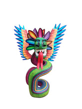 Cargar imagen en el visor de la galería, Quetzalcóatl alebrije