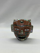 Cargar imagen en el visor de la galería, Macara chica de obsidiana con incrustaciones