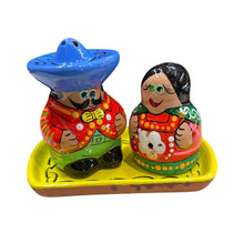 Cargar imagen en el visor de la galería, Juego Mariachi, salero y pimentero