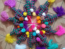 Cargar imagen en el visor de la galería, Pompones surtidos