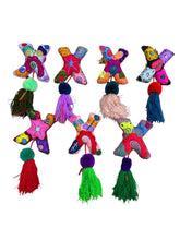 Cargar imagen en el visor de la galería, Pompones Letras bordadas