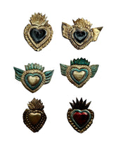 Cargar imagen en el visor de la galería, Corazones en repujado