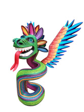 Cargar imagen en el visor de la galería, Quetzalcóatl alebrije
