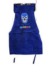 Cargar imagen en el visor de la galería, Delantal Bordado Luchadores