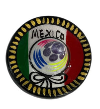 Cargar imagen en el visor de la galería, Imán de sombrero tricolor