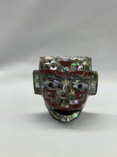 Cargar imagen en el visor de la galería, Macara chica de obsidiana con incrustaciones