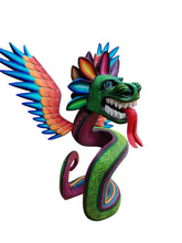 Cargar imagen en el visor de la galería, Quetzalcóatl alebrije
