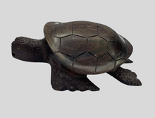 Cargar imagen en el visor de la galería, Tortuga de Palo fierro