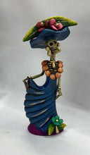 Cargar imagen en el visor de la galería, Catrina #1 Chica 2025