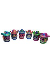 Cargar imagen en el visor de la galería, Calavera con Sombrero