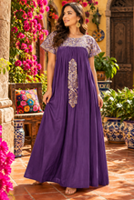 Cargar imagen en el visor de la galería, Vestido Sanantonino