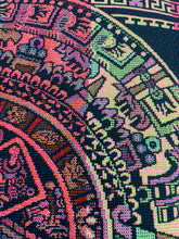Cargar imagen en el visor de la galería, Rebozo de Calendario Azteca
