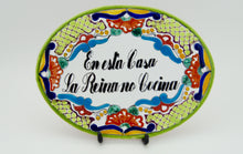 Cargar imagen en el visor de la galería, Placa Decorativa en Talavera Poblana (Varios Modelos)