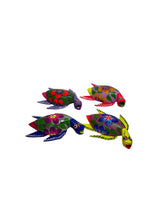 Cargar imagen en el visor de la galería, Tortuga marina mini
