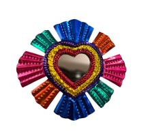 Cargar imagen en el visor de la galería, Corazón con sol chico
