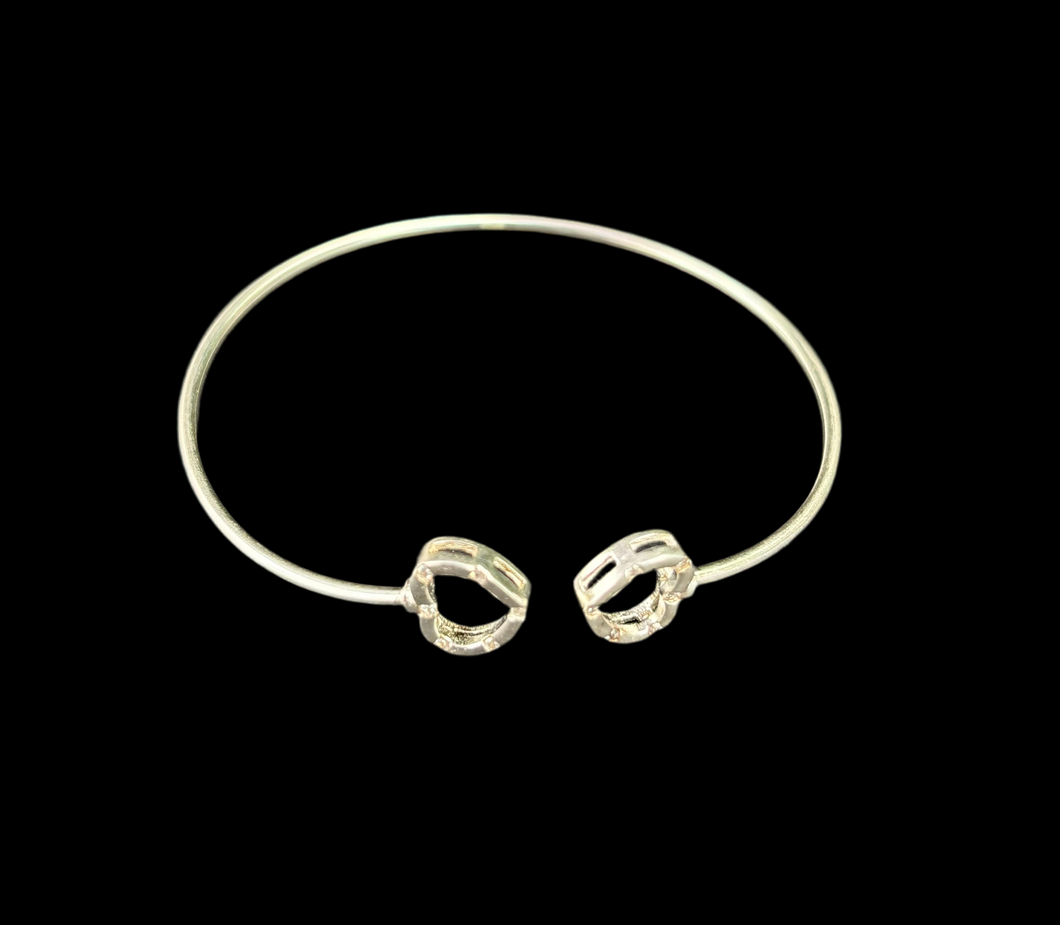 Pulsera de aro corazón