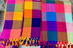 Mantel con cuadros multicolor