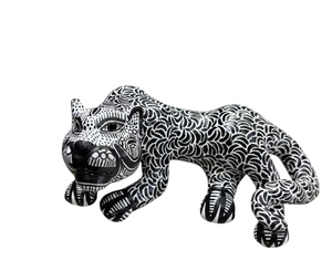 Jaguar grande de barro fino
