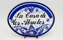 Cargar imagen en el visor de la galería, Placas de Talavera con texto especial 4 modelos disponibles
