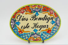Cargar imagen en el visor de la galería, Placas de Talavera con texto especial 4 modelos disponibles
