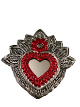 Cargar imagen en el visor de la galería, Corazón con hojas chico
