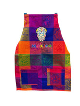 Cargar imagen en el visor de la galería, Delantal Bordado Calavera
