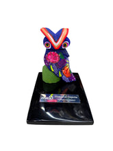 Cargar imagen en el visor de la galería, Alebrije corporativo
