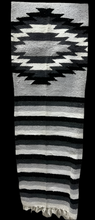 Cargar imagen en el visor de la galería, Cobija diamante gris negro
