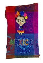 Cargar imagen en el visor de la galería, Delantal bordado Frida Kahlo

