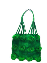 Cargar imagen en el visor de la galería, Tote bag pompones
