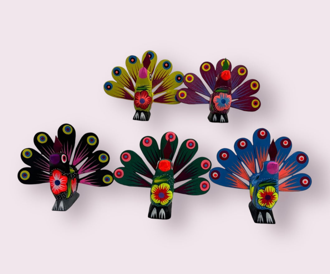 Pavo real mediano
