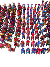 Cargar imagen en el visor de la galería, Set surtido 12 alebrijes medianos
