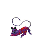 Cargar imagen en el visor de la galería, Gato cola arriba mini
