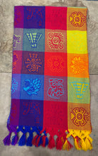 Cargar imagen en el visor de la galería, Mantel con cuadros multicolor
