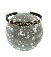 Cargar imagen en el visor de la galería, Pulsera greca ondas con caucho
