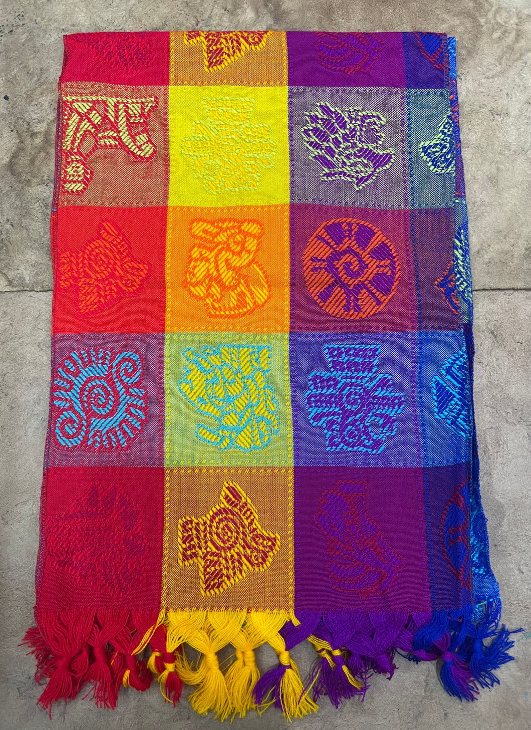 Mantel con cuadros multicolor