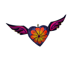 Corazones con alas de amor