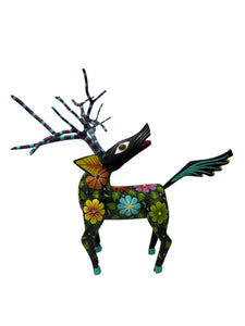 Venado con flores