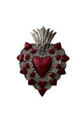 Cargar imagen en el visor de la galería, Corazón Flor de Lis, hoja de lata
