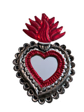 Cargar imagen en el visor de la galería, Corazón chico, espejo modelo 2
