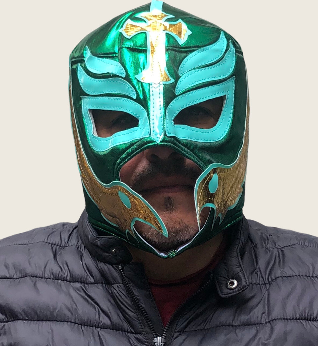 Máscara verde con dorado