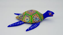Cargar imagen en el visor de la galería, Tortuga Chica
