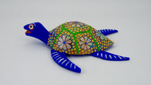 Cargar imagen en el visor de la galería, Tortuga Chica
